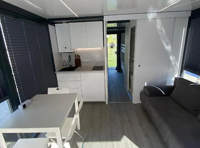 Moselcube Botel Traben-Trarbach